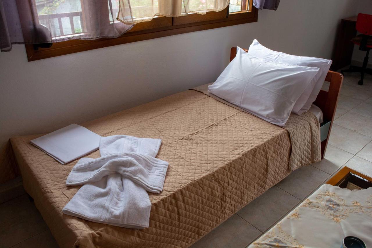 Efi'S Guest House Agios Dimitrios  Bagian luar foto